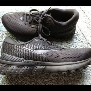 Brooks Adrenaline 19